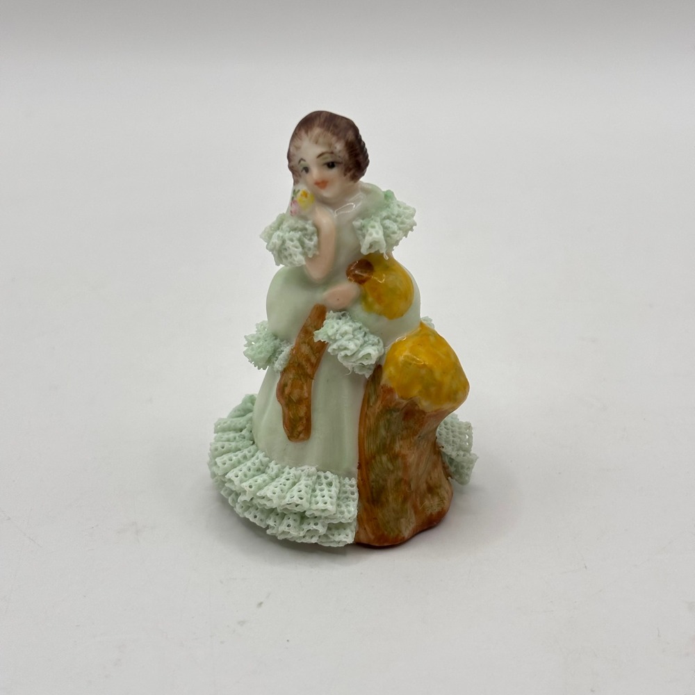 Irish Dresden Ireland Lace Porcelain Figurine Mint Green Dress Lady Autumn Vtg